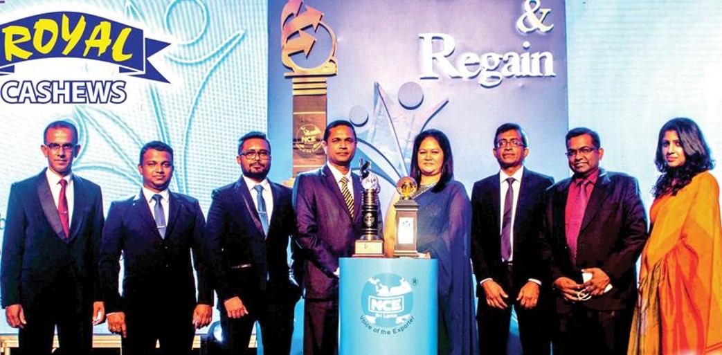 From left – Royal Cashews Group of Companies, Head of Sales Chaminda Liyanage, Head of Marketing and New Product Development, Ruwan Lahiru Danthanarayana, Business Excellence and Planning Manager Ashan Kannangara, Chairman and Managing Director Dr. Ruwan Wathugala and his wife Luckly Renoka Senewirathna, General Manager Nimal Ananda, Director Operations Tharindu Tissera and Chief Financial Officer Nadhishani Weerasinghe with the awards